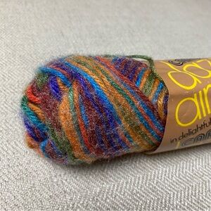 CARON• Dazzle Aire Yarn• Vintage